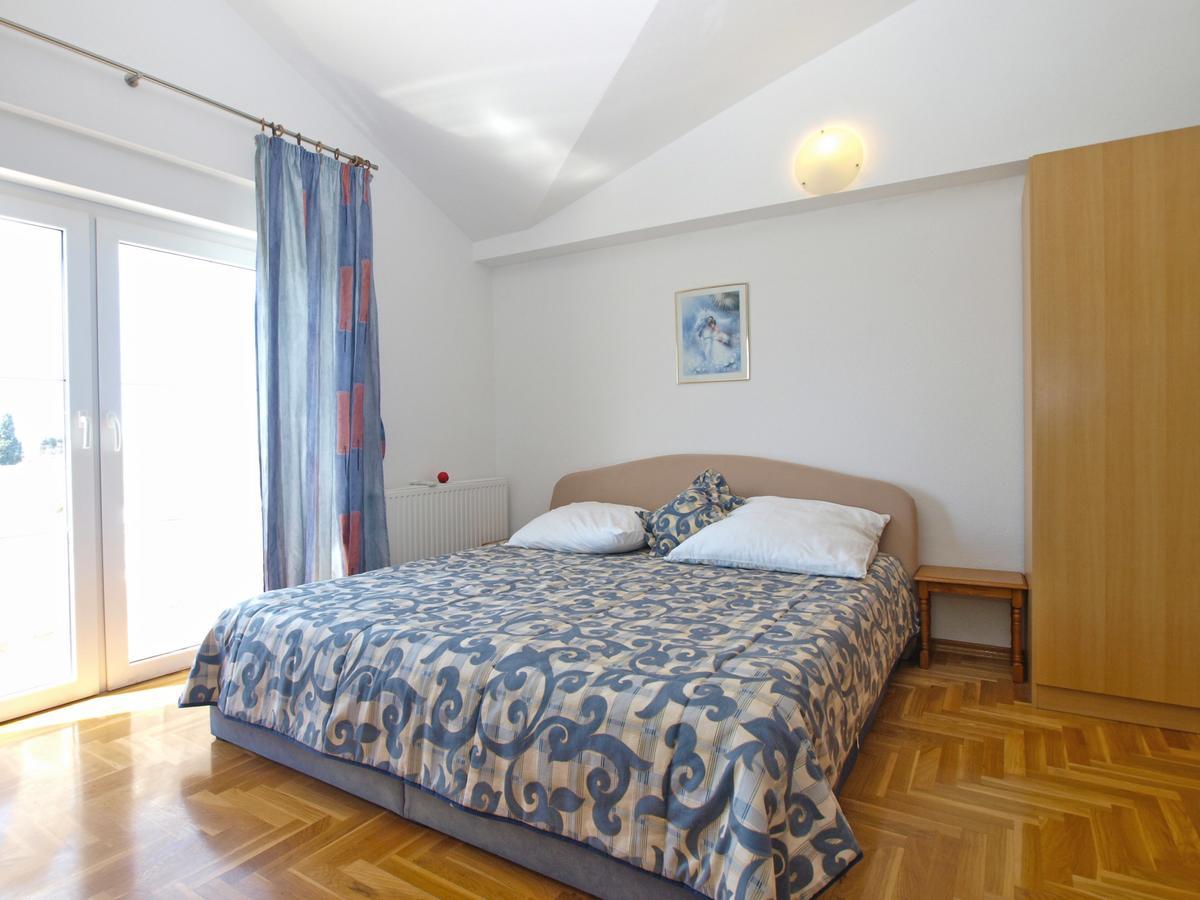 Apartments Anto 1598 Fazana Exterior photo