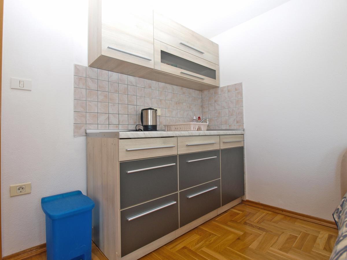 Apartments Anto 1598 Fazana Exterior photo