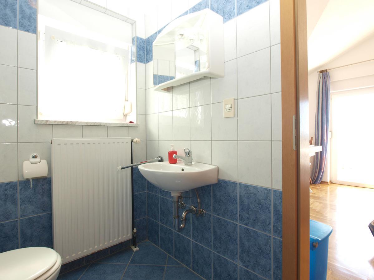 Apartments Anto 1598 Fazana Exterior photo