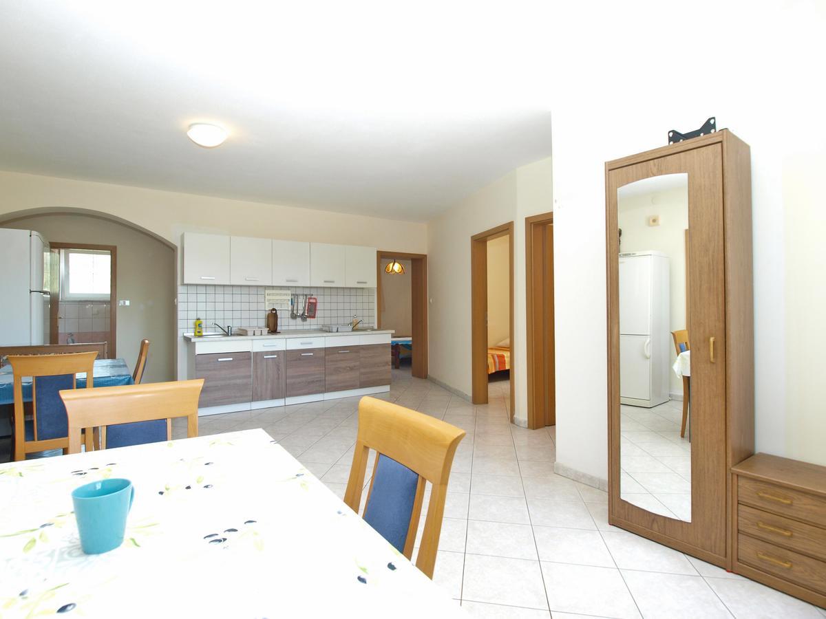 Apartments Anto 1598 Fazana Exterior photo